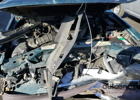 1997 Ford Explorer z USA, uszkodzony, nr VIN 1FMDU34E4VUB04211